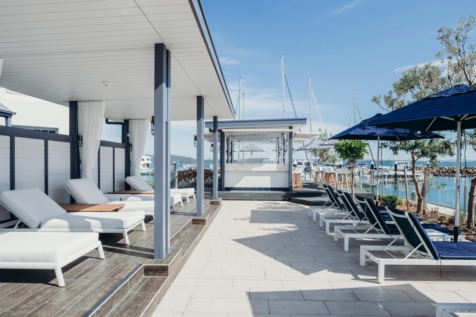 Anchorage Port Stephens Hotel Corlette Екстериор снимка