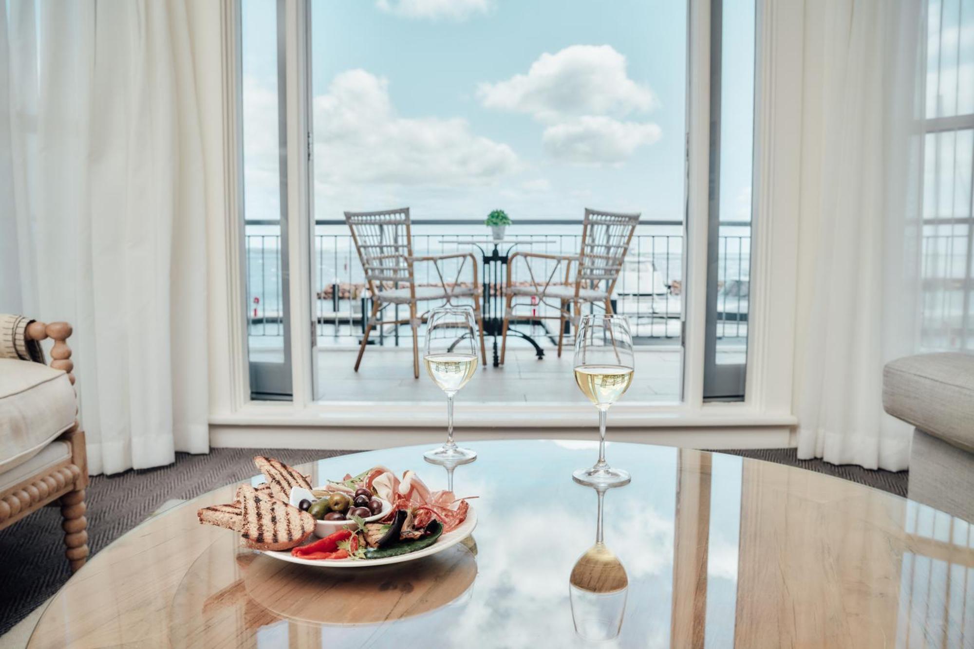 Anchorage Port Stephens Hotel Corlette Стая снимка